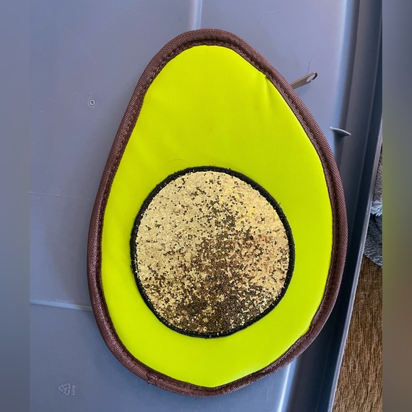 Accessories - Small Avocado pencil case